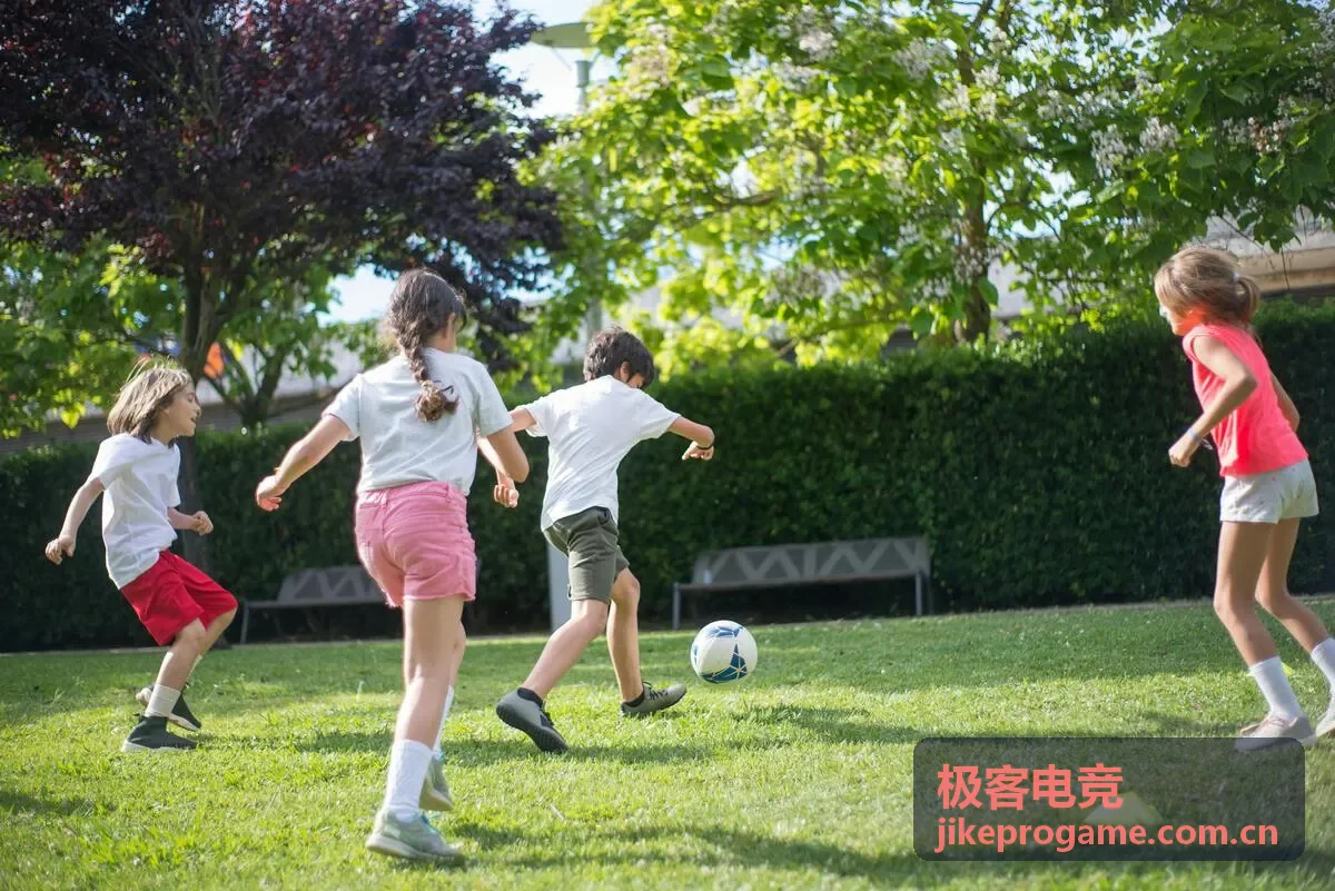 极客电竞决赛关键局战术复盘专题